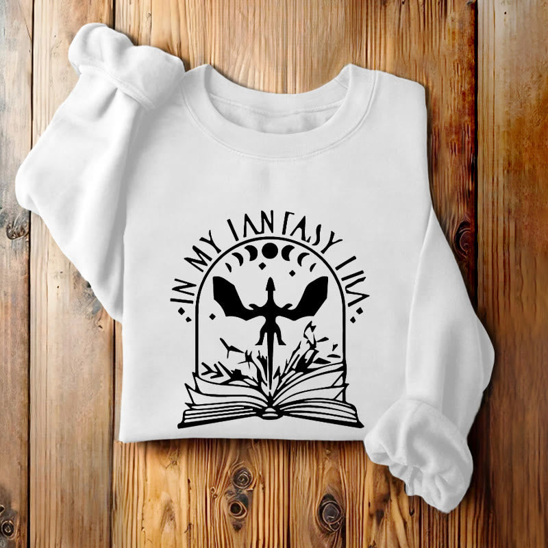 In My Fantasy Era Fleece Lined Sweatshirt Round Neck Sweatshirt