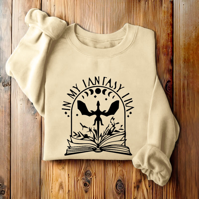 In My Fantasy Era Fleece Lined Sweatshirt Round Neck Sweatshirt