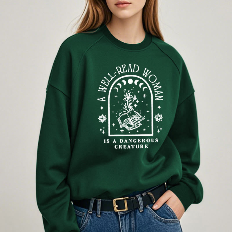 A WELL-READ WOMAN Womens Crewneck Sweatshirt Pullover