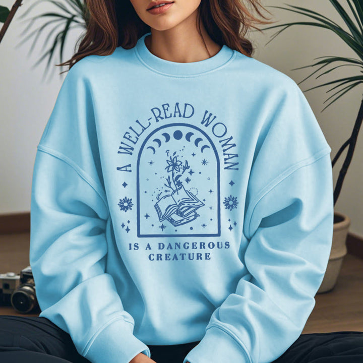 A WELL-READ WOMAN Womens Crewneck Sweatshirt Pullover