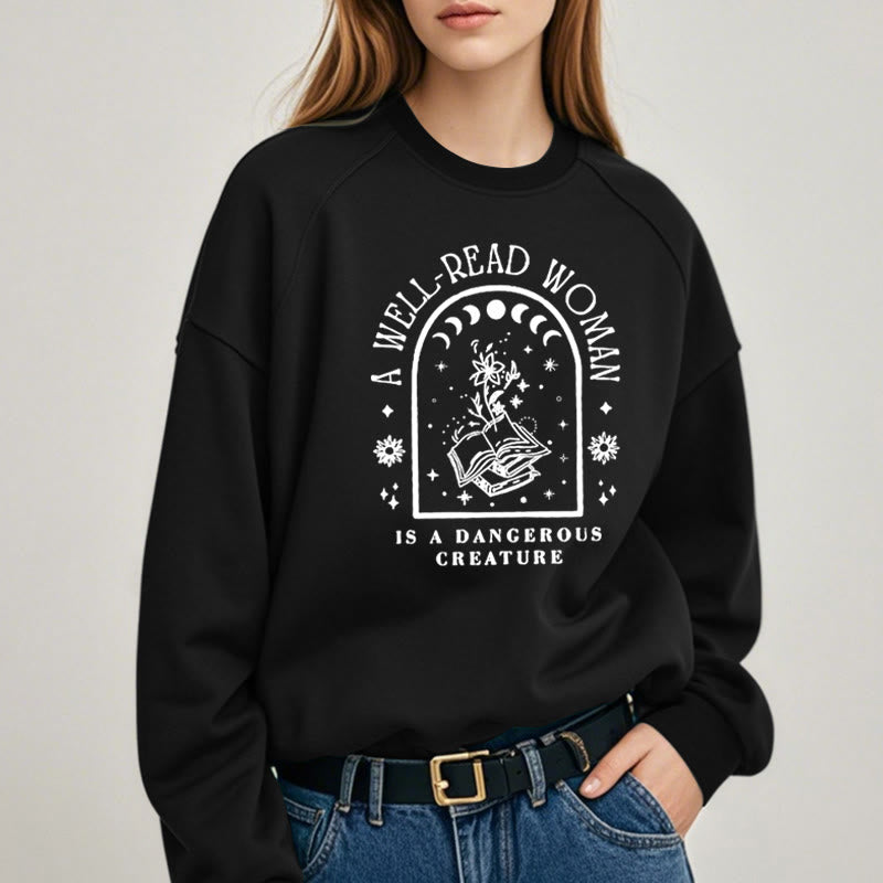 A WELL-READ WOMAN Womens Crewneck Sweatshirt Pullover