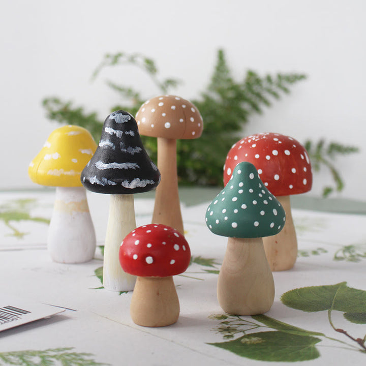 Forest Mushroom Carved Wooden Sculpture Desktop Deocr For Gift