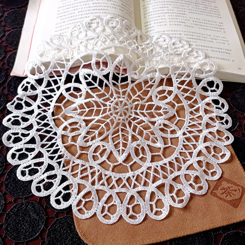 Hollow Out European Lace Coasters Vintage Embroidery Round Tablecloth