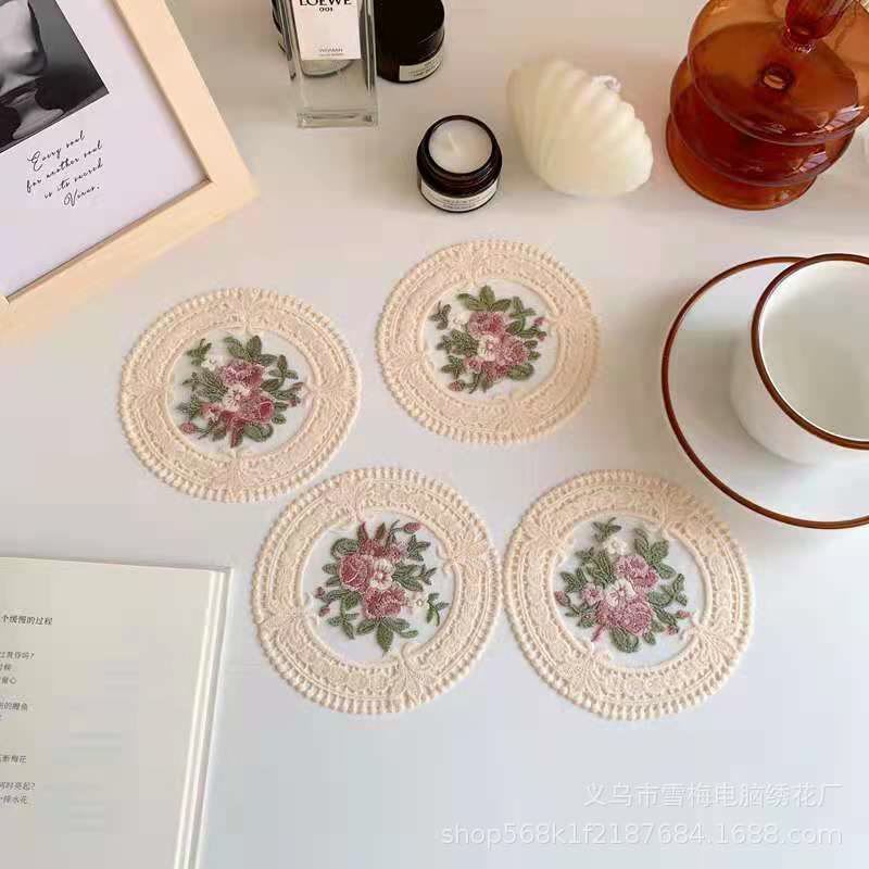 Hollow Out European Lace Coasters Vintage Embroidery Insulated Tablecloth