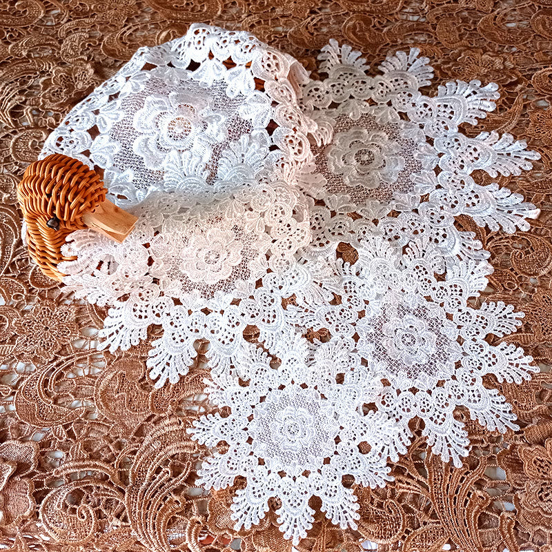 Hollow Out European Lace Coasters Vintage Embroidery Round Tablecloth