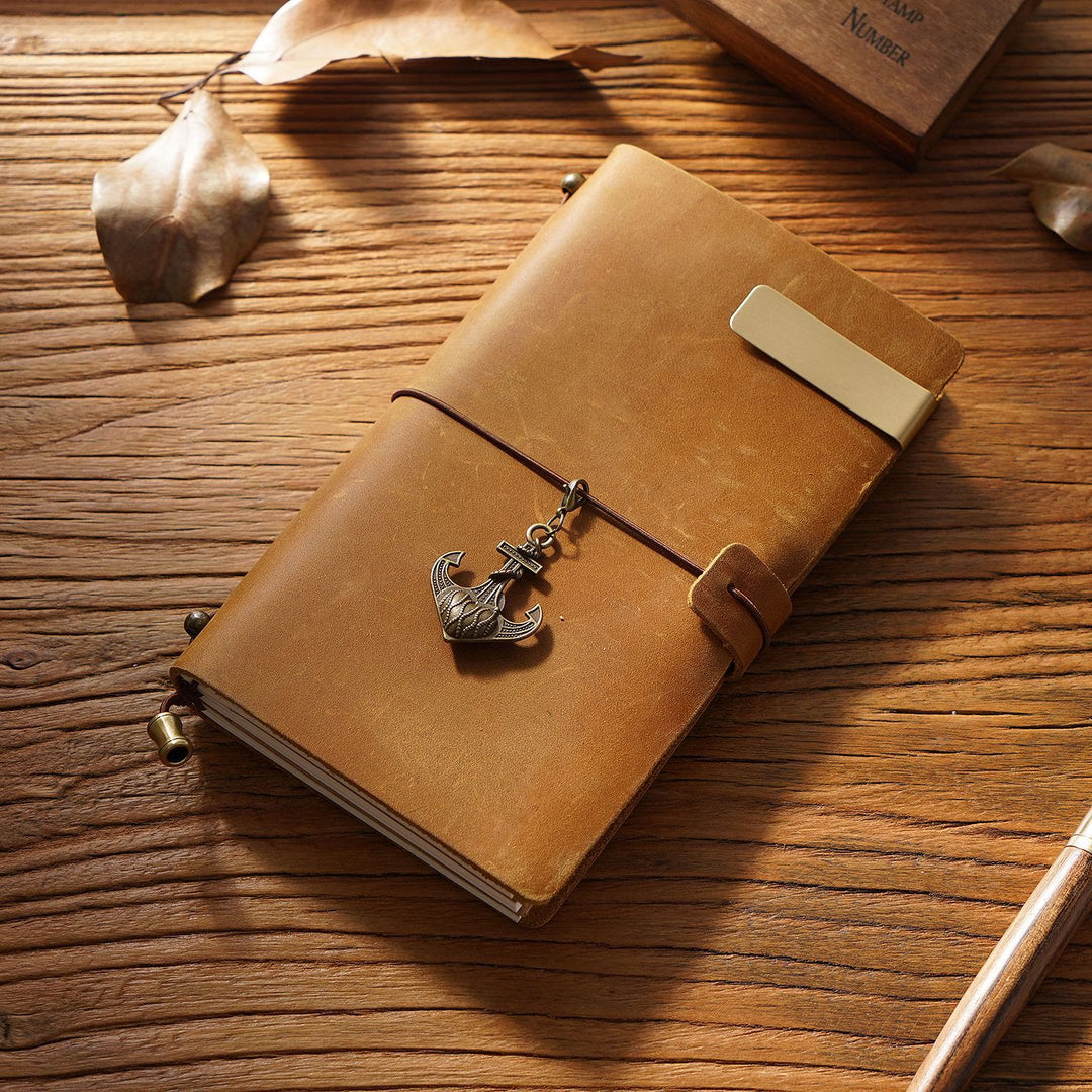 Vintage Leather Cover Notebook With Lashing Design For Business